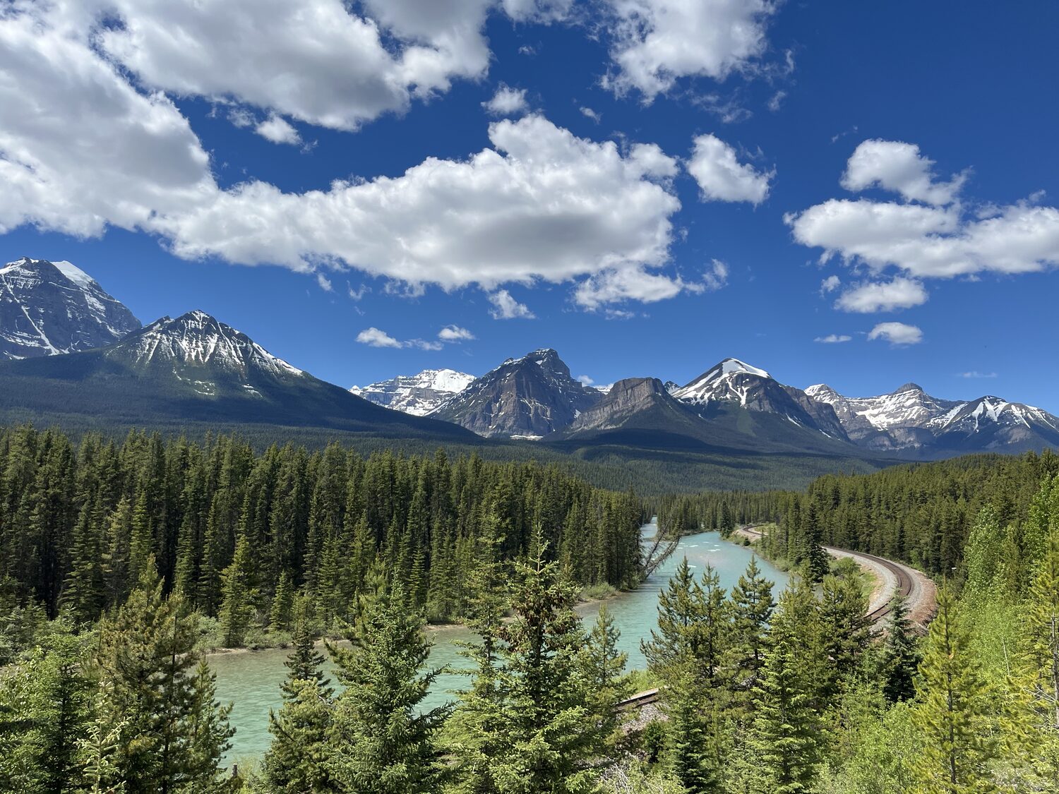 Railway, river, and mountains at Morant's Curve