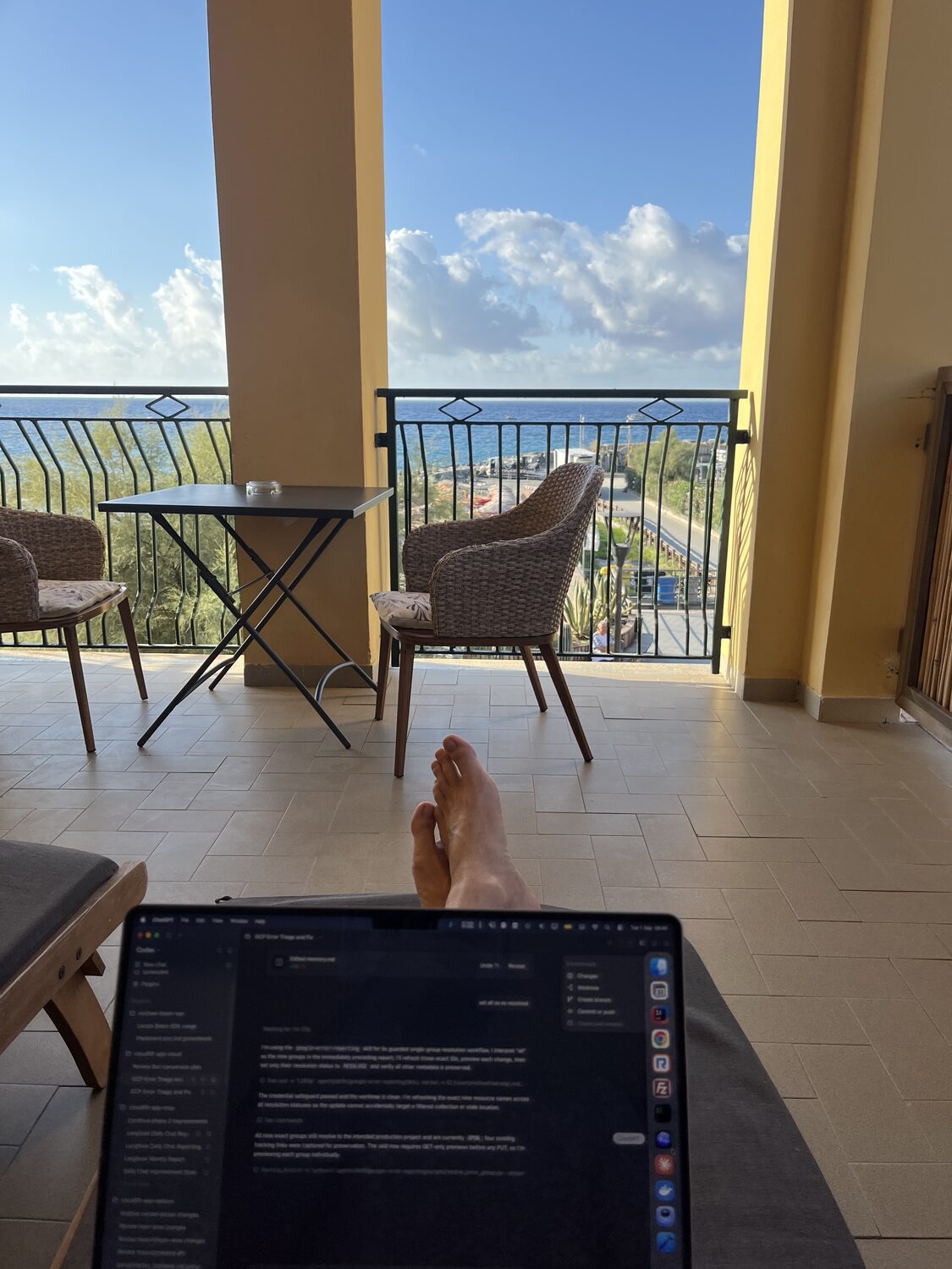 A quiet morning on the terrace in Monterosso