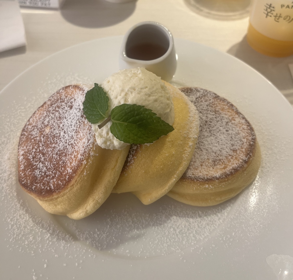 Fluffy Japanese soufflé pancakes